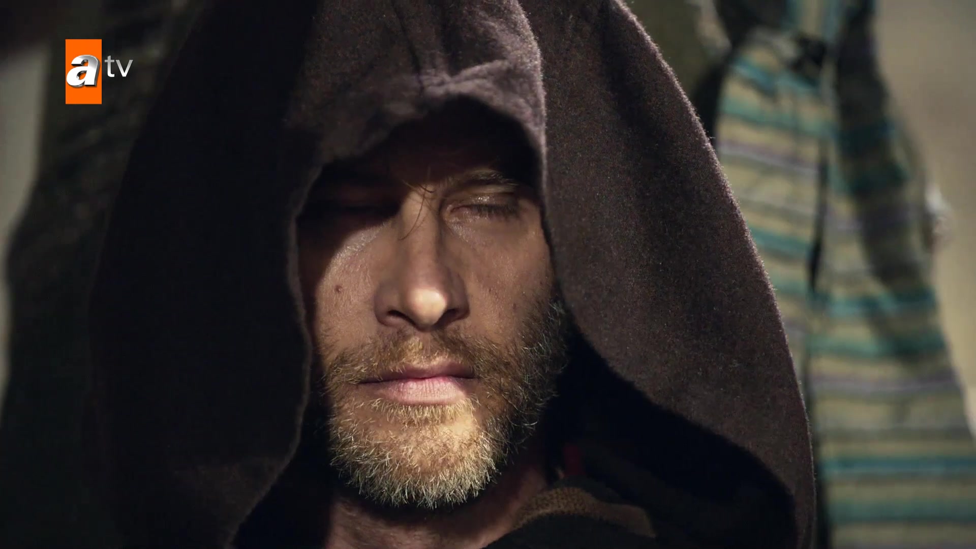 Основание Осман 1 серия Основание Осман 1 серия