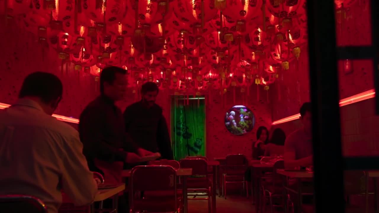 Бронзовый сад 3 серия Бронзовый сад 3 серия