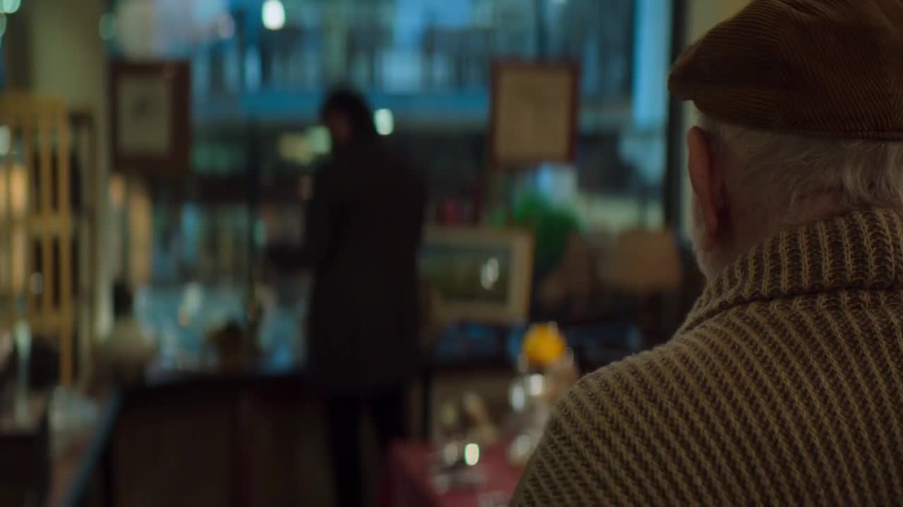 Бронзовый сад 6 серия Бронзовый сад 6 серия