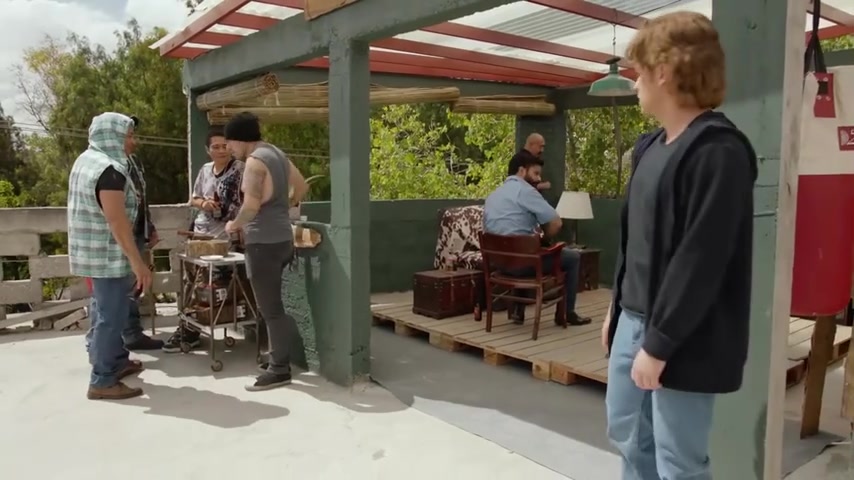 Королева — это я 3 серия