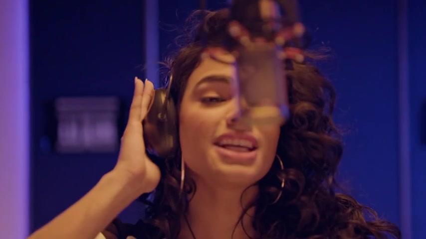 Королева — это я 63 серия