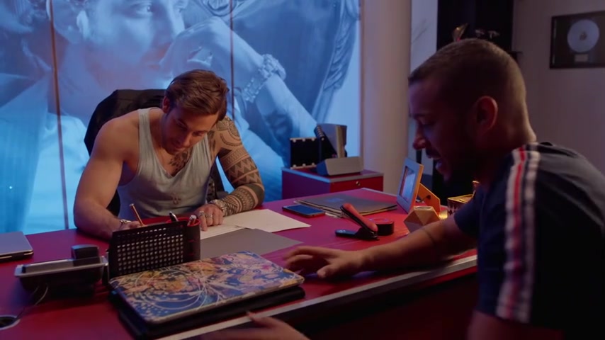 Королева — это я 64 серия