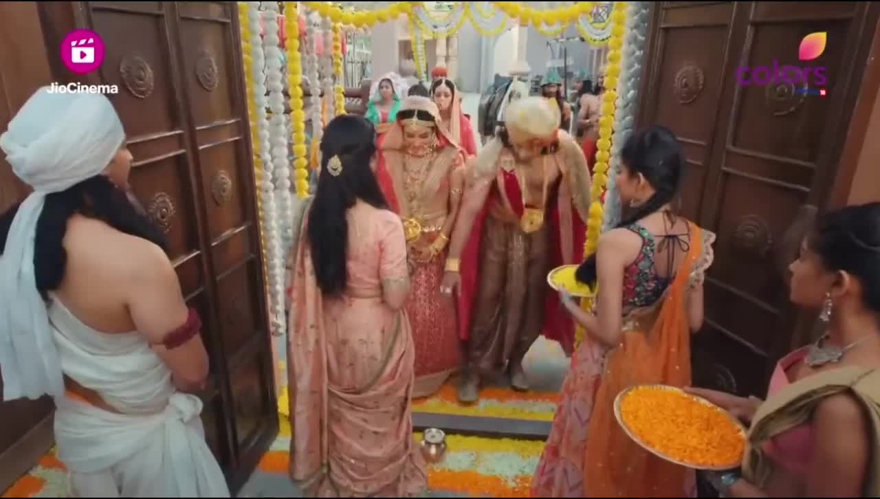 История любви — Ашока и Каурваки 21 серия История любви — Ашока и Каурваки 21 серия