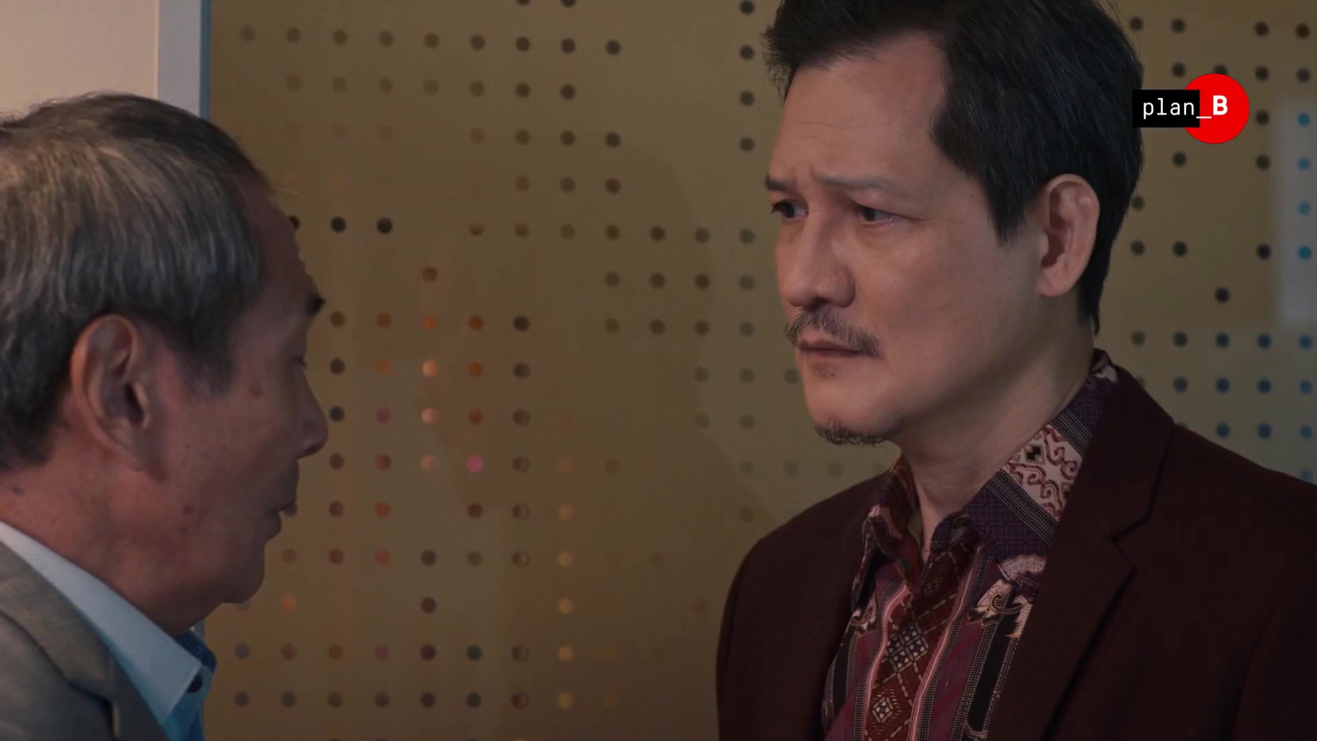 Осколки 6 серия Осколки 6 серия