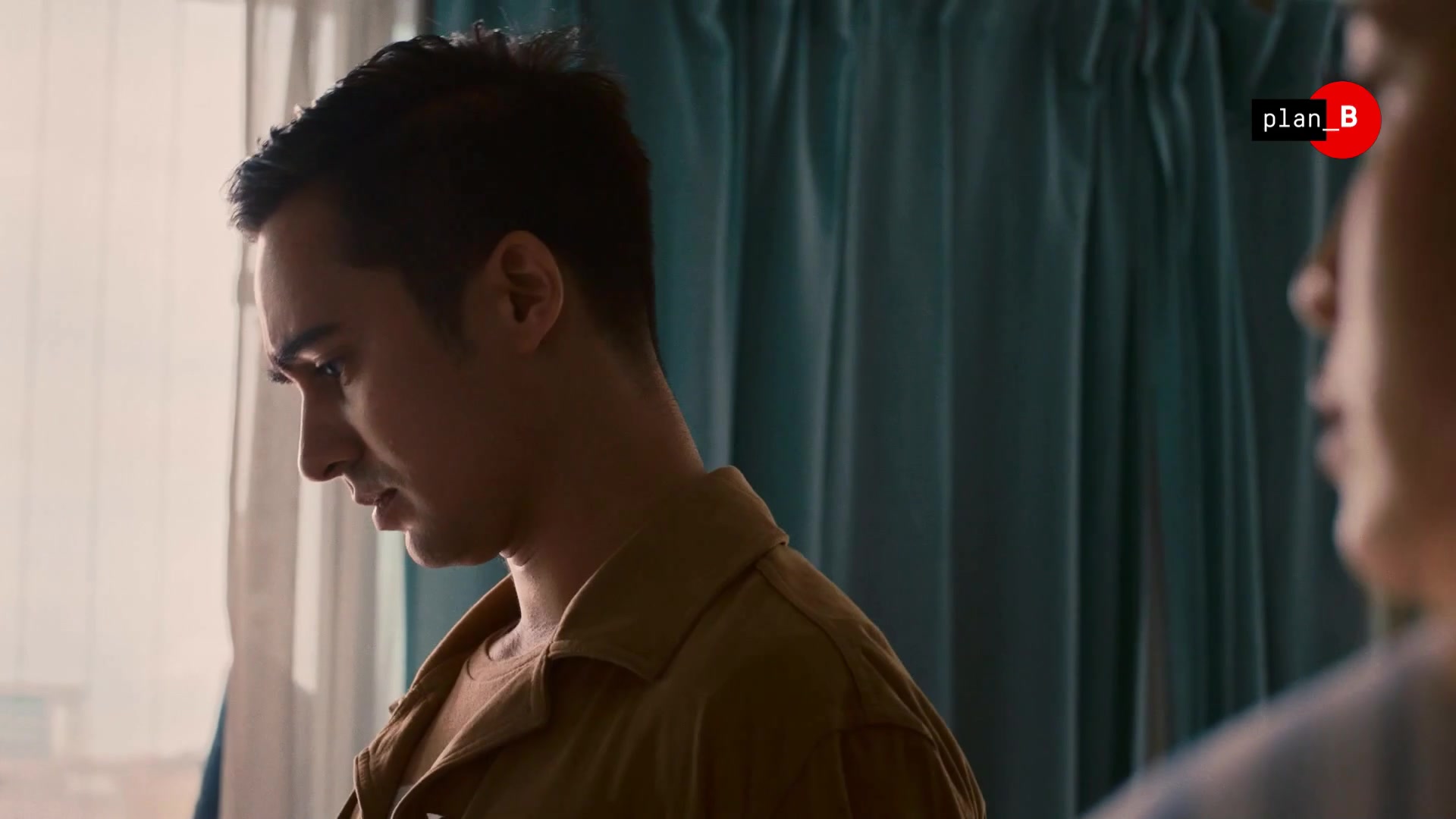 Осколки 9 серия