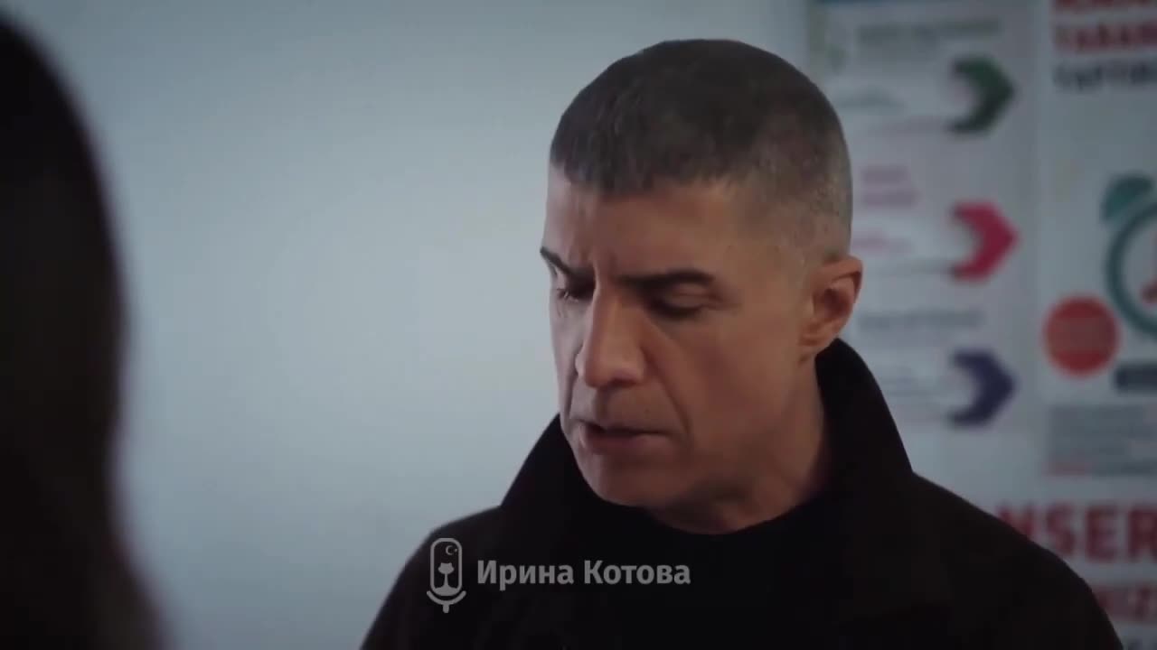 Красные бутоны 5 серия Красные бутоны 5 серия