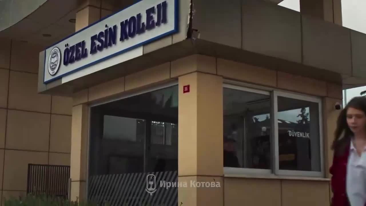 Красные бутоны 6 серия Красные бутоны 6 серия