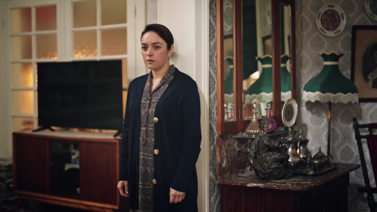 Квартира невинных 39 серия Квартира невинных 39 серия