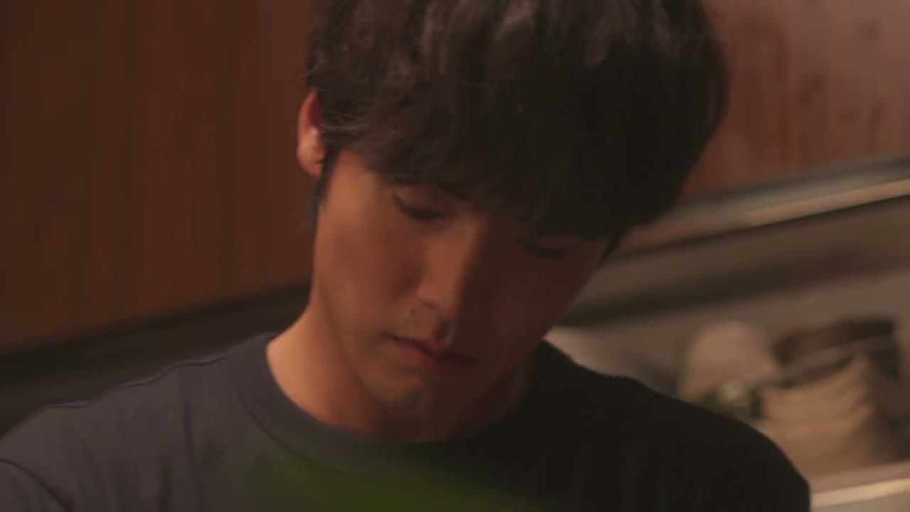 Кимбап и онигири: Двое влюблённых, похожих, но разных 1 серия Кимбап и онигири: Двое влюблённых, похожих, но разных 1 серия